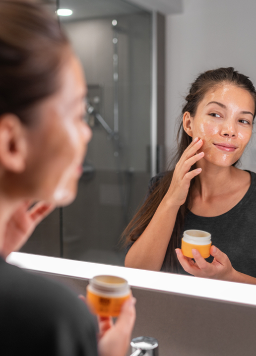Urutan Memakai Skincare untuk Mengatasi Noda Kehitaman di Wajah